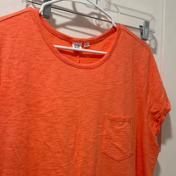 GAP Vibrant Orange Tee XL - Picture 4 of 6